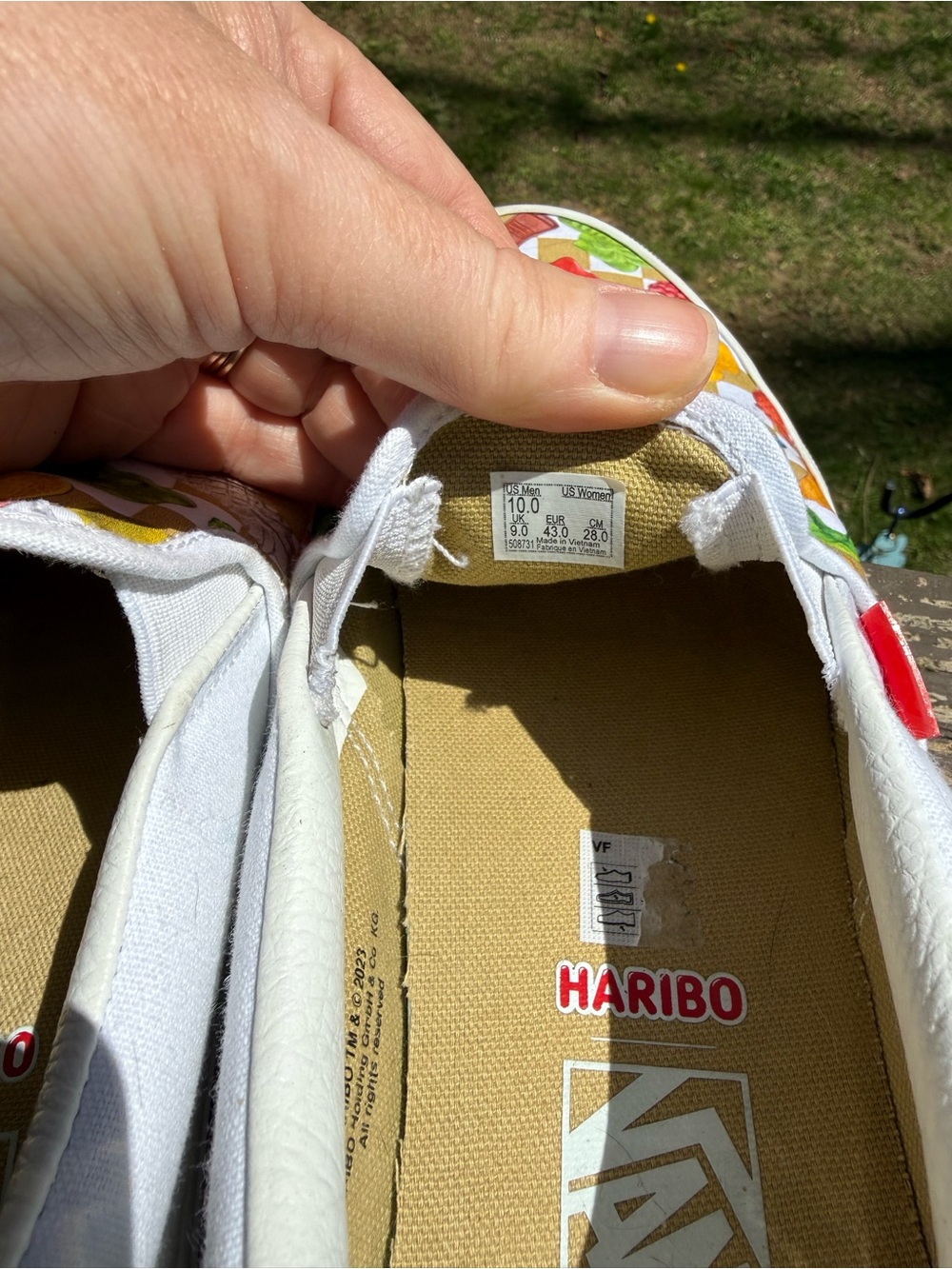 Vans X Haribo White/Tan Classic Slip-On- Limited Edition - Picture 5 of 10